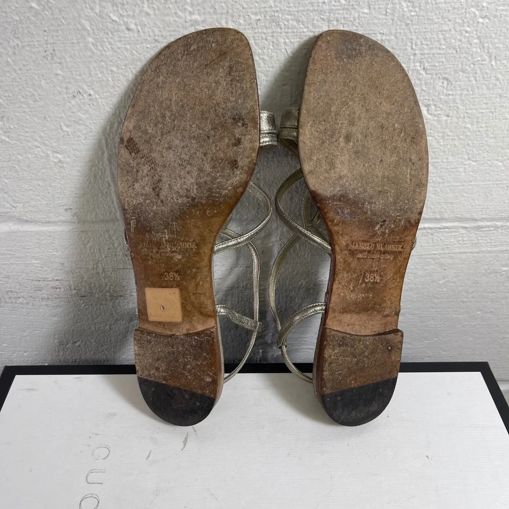 Manolo Blahnik Metallic Strappy Flat Sandals Ankle Strap Women's 38.5 EU/7.5 US‎